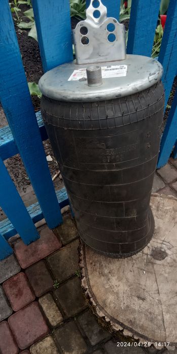 Продам.  Пневмо ресора