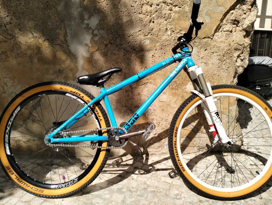 Bicicleta Dirt Jump NS Bikes 26"