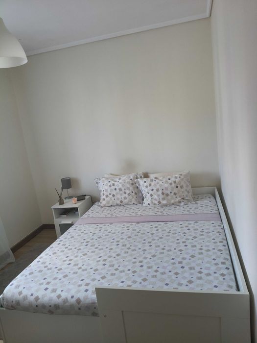 Arrendo quarto em apartamento T2
