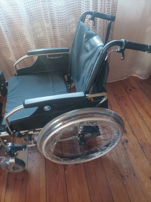 Wozek inwalidzki