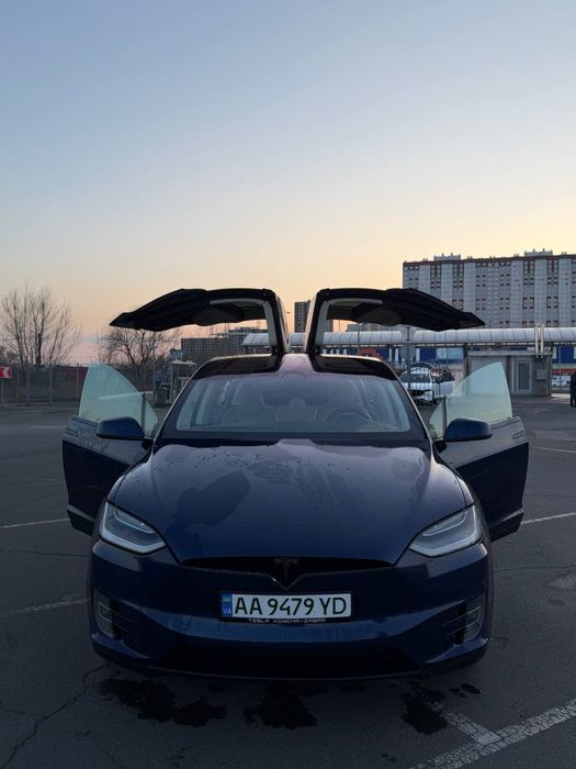 Tesla Model X 2016