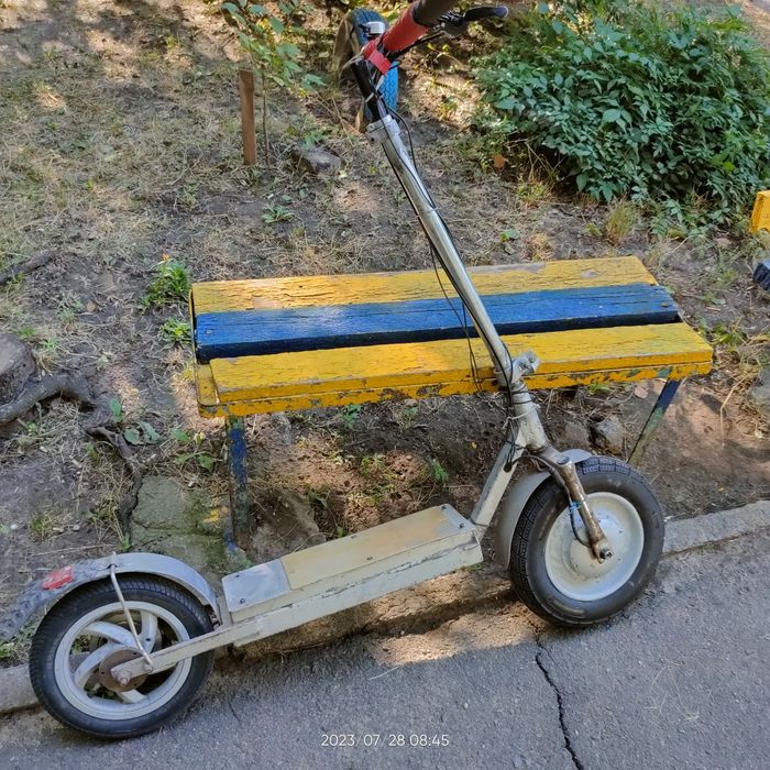 Успейте,Продам рабочий самокат с рамой