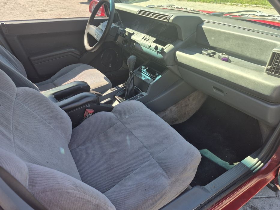 Продам Renault 25