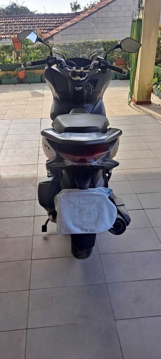 Honda PCX 2019, toda revisada e Pneus 0 km