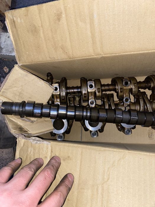 Распредвал толкатели и система регулирования фаз honda D series