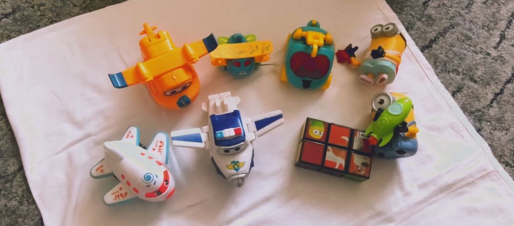 Іграшки, набір лікаря та конструктор великий