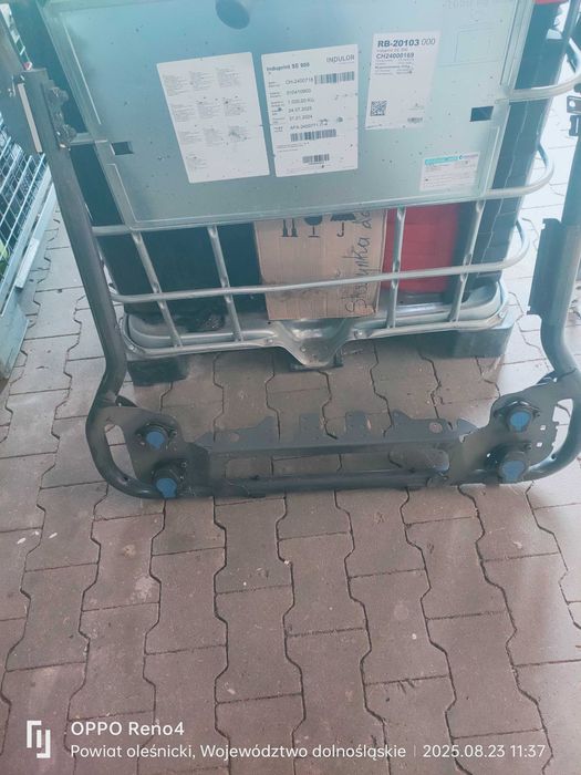 Scania , Ramka do przyłączy na ciągnik siodłowy nowe