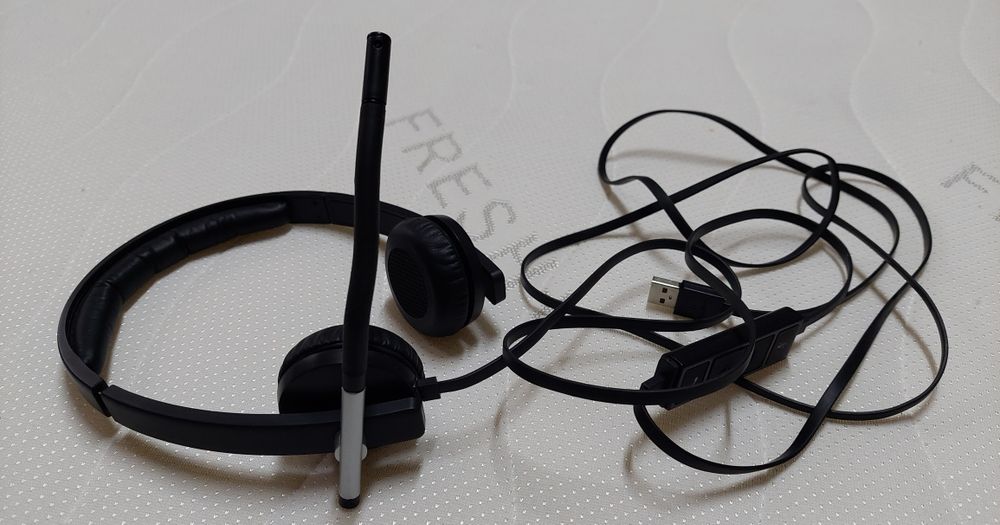 Sluchawki Logitech USB