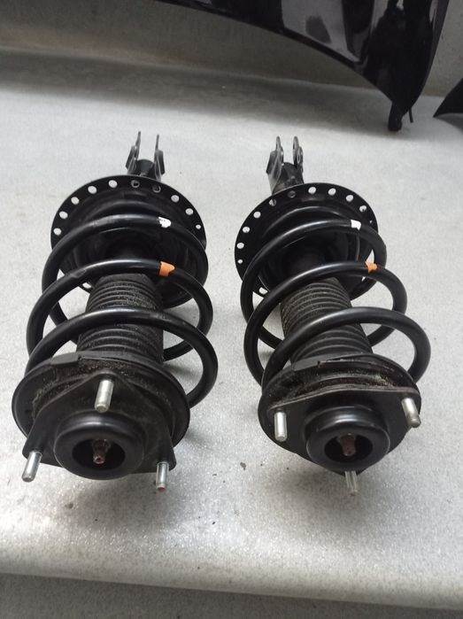 Амортизатор стойка Mitsubishi Outlander 3 розборка 2012-2021р оригінал