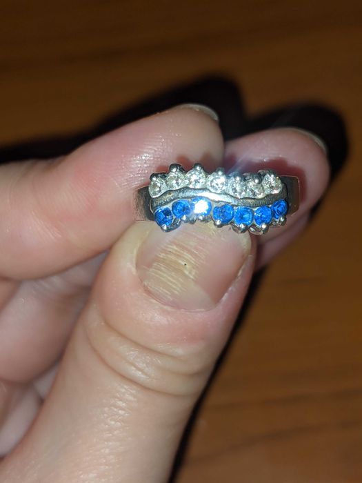 Серебряное кольцо с фианитами