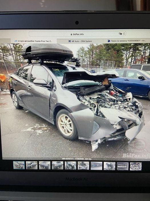 Тойота пріус 50 Toyota prius 50 2017