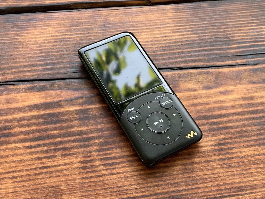 Sony Walkman NW-S755