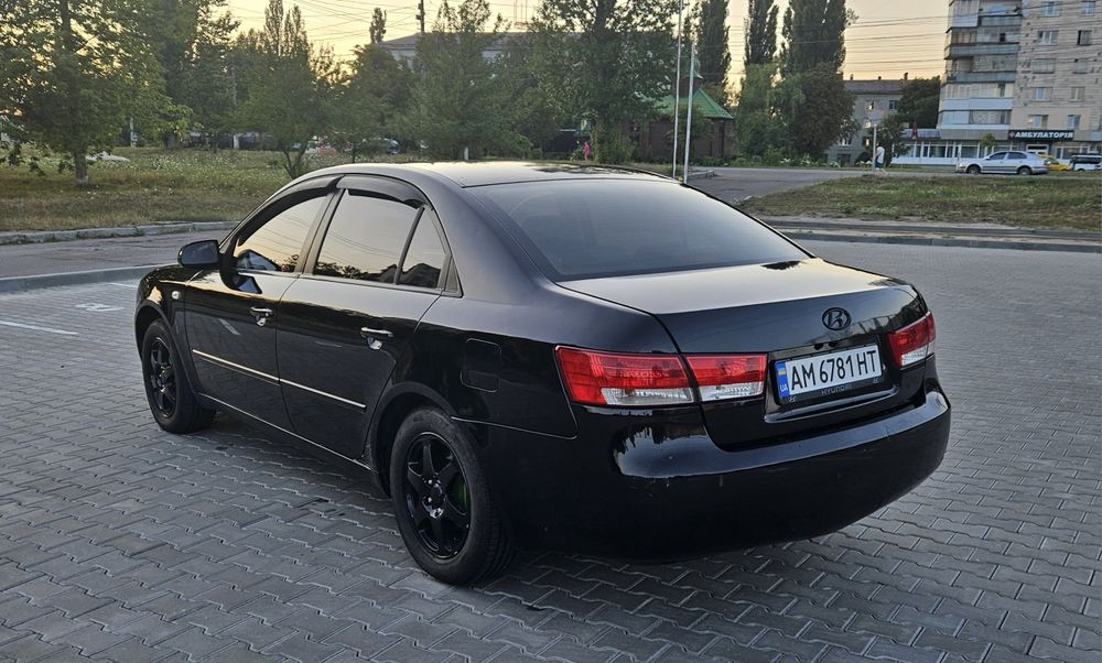 Hyundai Sonata NF 2008 2.0 дизель механіка