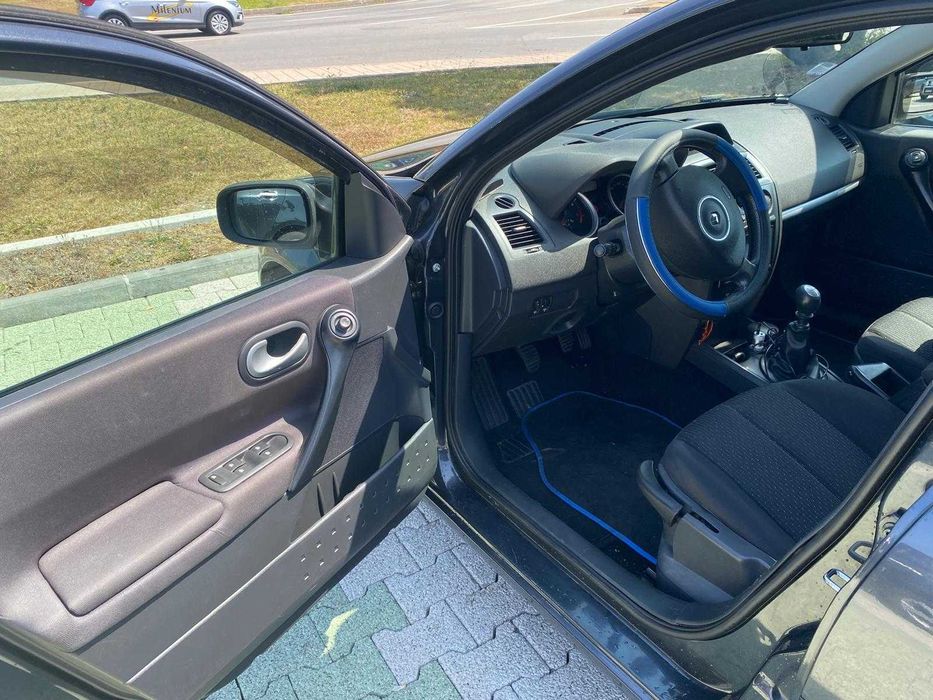 Renault Mégane II 1.5 dCi Extreme (2009) Pneus novos + Ar‑Cond Novo