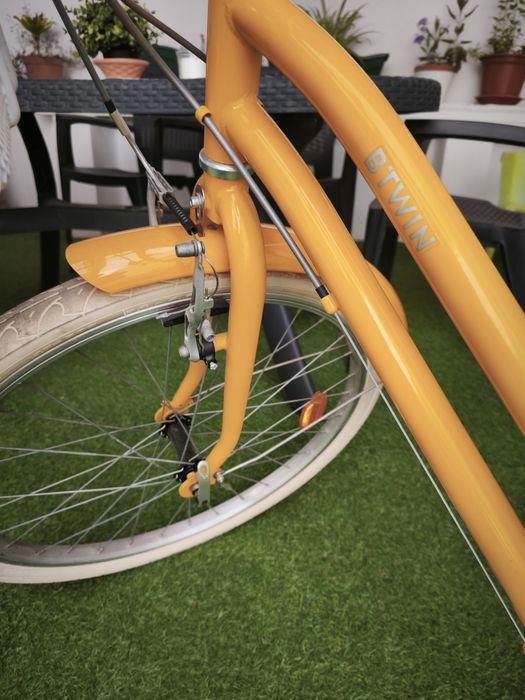 Bicicleta bwin amarela