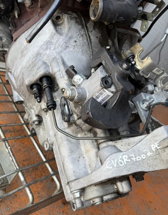 Caixa de Velocidades Ford Fiesta VI/Focus III 1.0Ecoboost Ref: CV6R7002PE