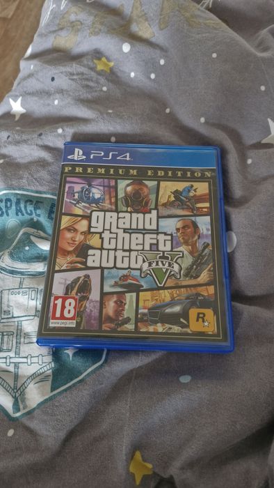 Продам диск с GTA 5 для PS 4
