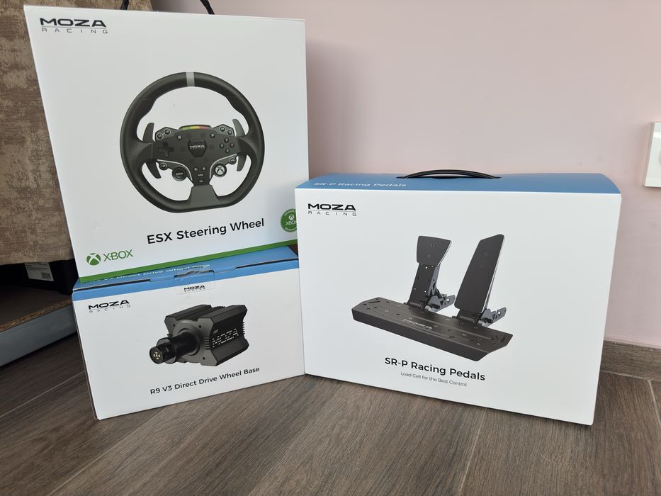 Набір для автосимуляторів База Moza R9 V3 + педалі SRP + кермо ESX