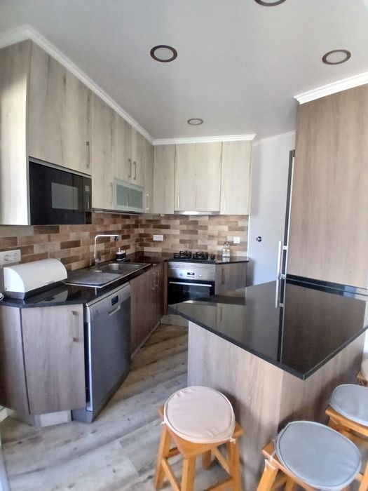 T2 Com Pateo em Alvide