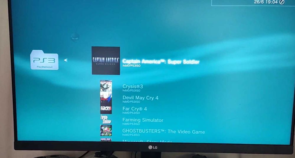 Consola Sony PS3 SuperSlim + Jogos e Acessórios.