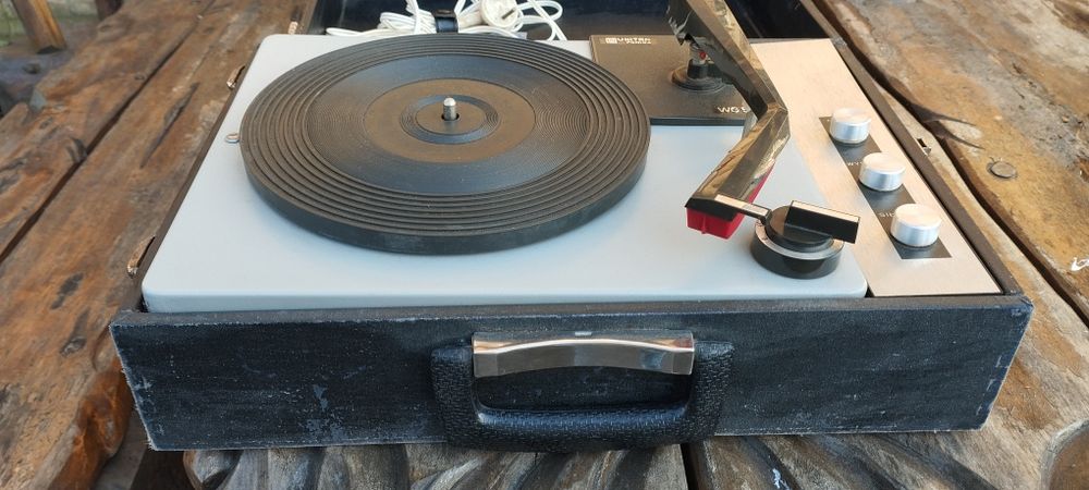 Gramofon walizkowy Unitra Fonica WG-550 | PRL | Zabytek