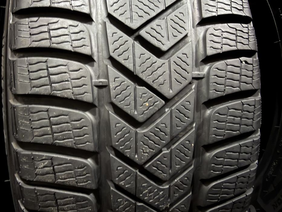 255/45 r19 Pirelli 4шт.