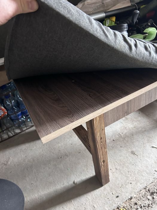 Лавки та столи для закладу, тераси, тощо