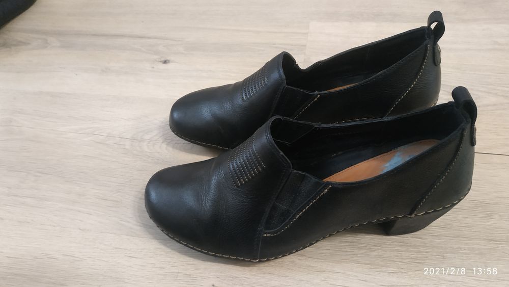 Шкіряні туфлі Clark 41-42