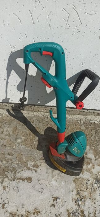 Садовий тример BOSCH