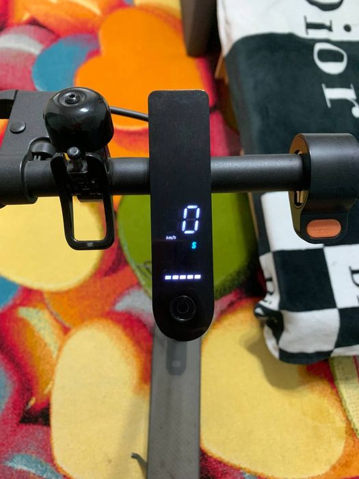 Продам Электро самокат, торг уместен