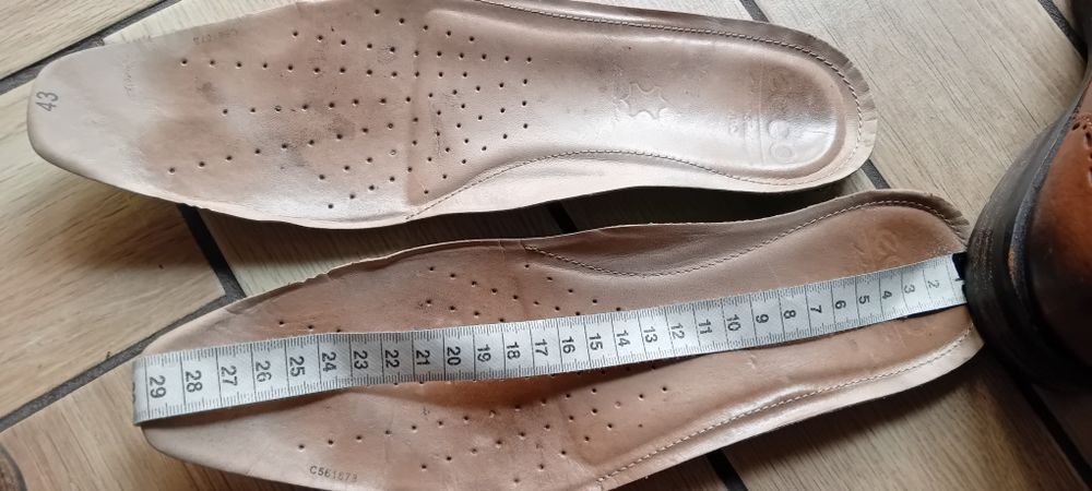 Buty  skórzane Ecco tozm. 43