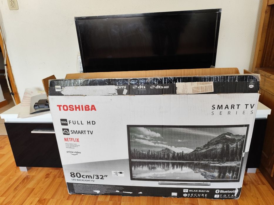 Toshiba Smart TV 32 polegadas (80cm)