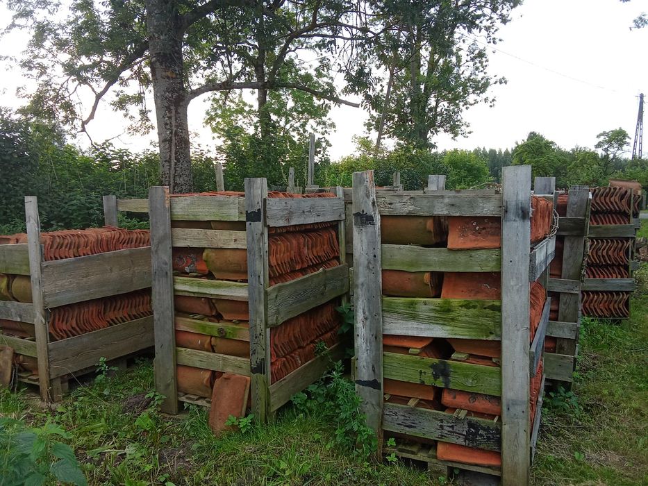 Dachówka ceramiczna z rozbiórki