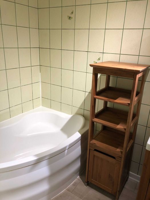 Meble łazienkowe, wanna umywalka