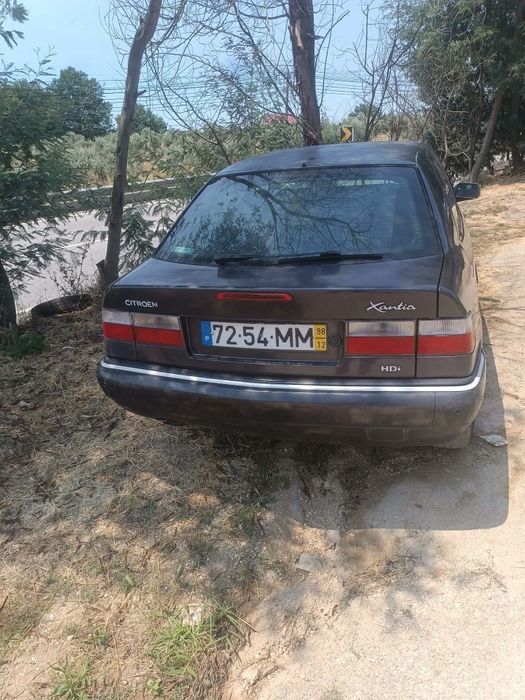 Vendo  o troco por carrinha  pequena