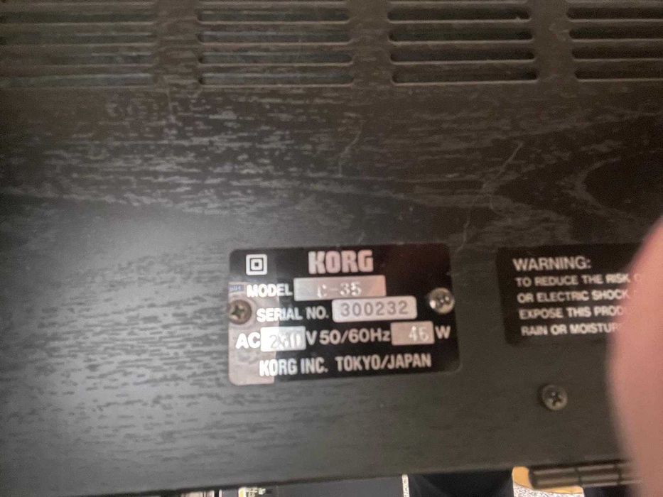 Korg Concert Piano C-35 z modułem brzmieniowym