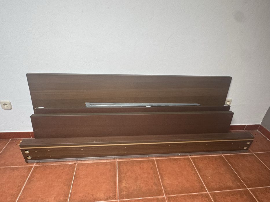 Cama MALM castanho