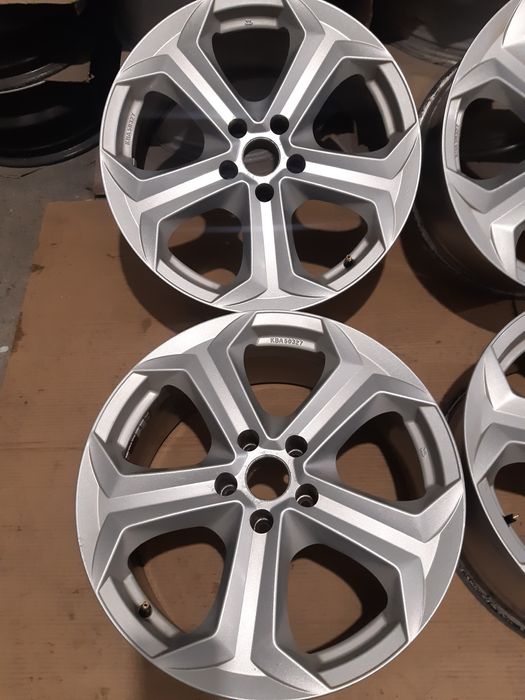 Тітіни,диски 5/112 r18 ALUTEC ГАРНИЙ СТАН