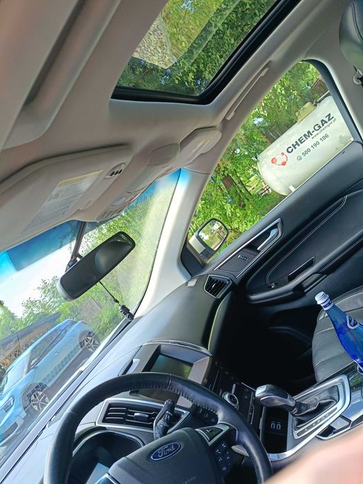 Ford Edge Titanium