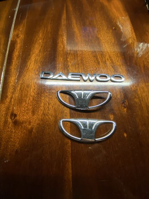 Daewoo lanos Пластикові надписи на автомобіль