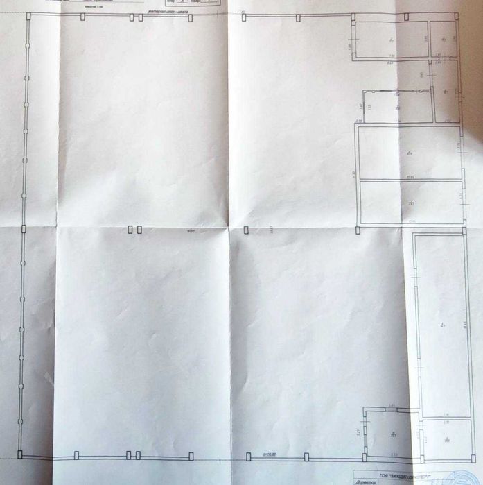 Здається в оренду половина ангару 450м2 є вантажний кран балкаSB