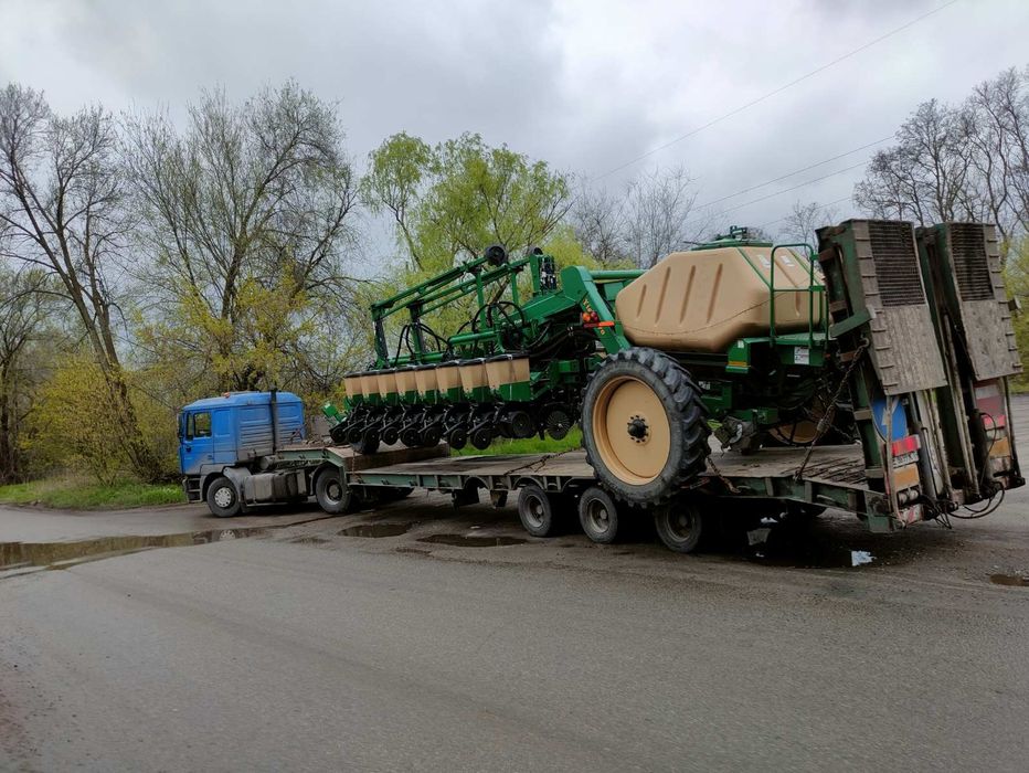 Послуги пепевезення негабаритного вантажу тралом