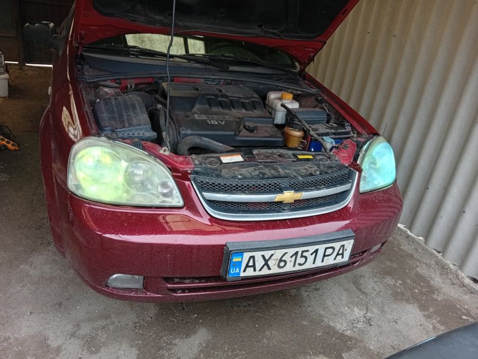 Продам Шевроле Лачетти 1.6,газ