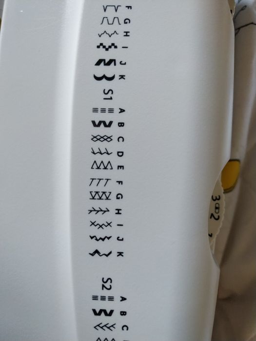 Máquina de costura portátil Jata