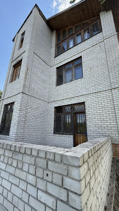 Продам будинок на березі річки Сура