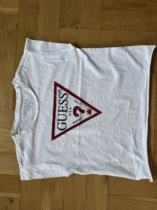 Koszulka Guess r. 10 jak nowa