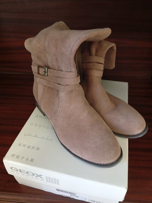 Botas em camurça n.37
