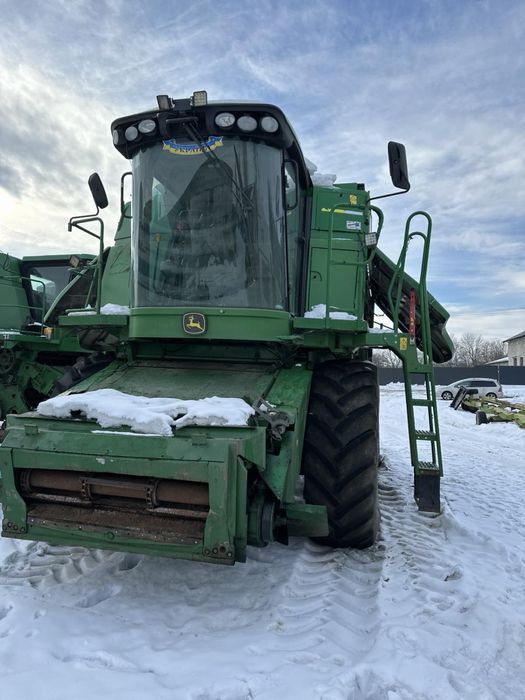 John Deere T660i