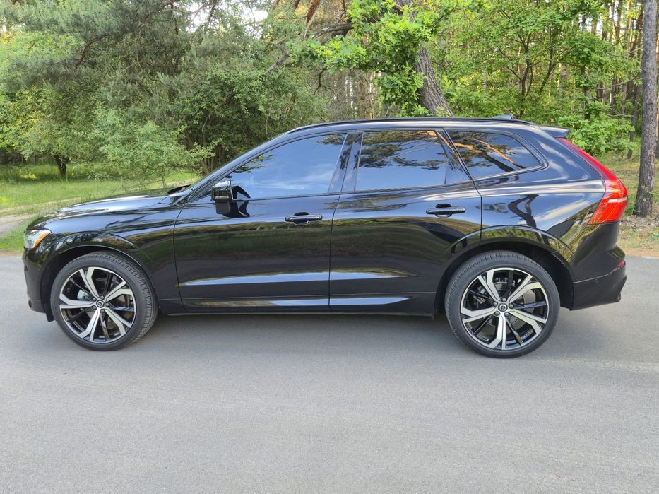 Volvo XC 60 XC60 2024 B5 250HP AWD