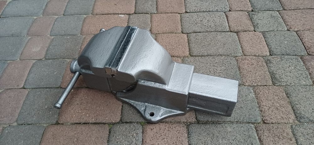 Тиски Б/у, ссср, слесарні.